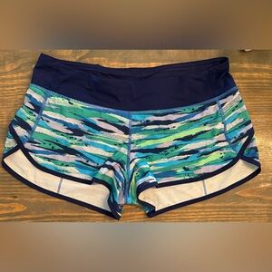 Lululemon Athletica Speed Low-Rise Lined Short 2.5"